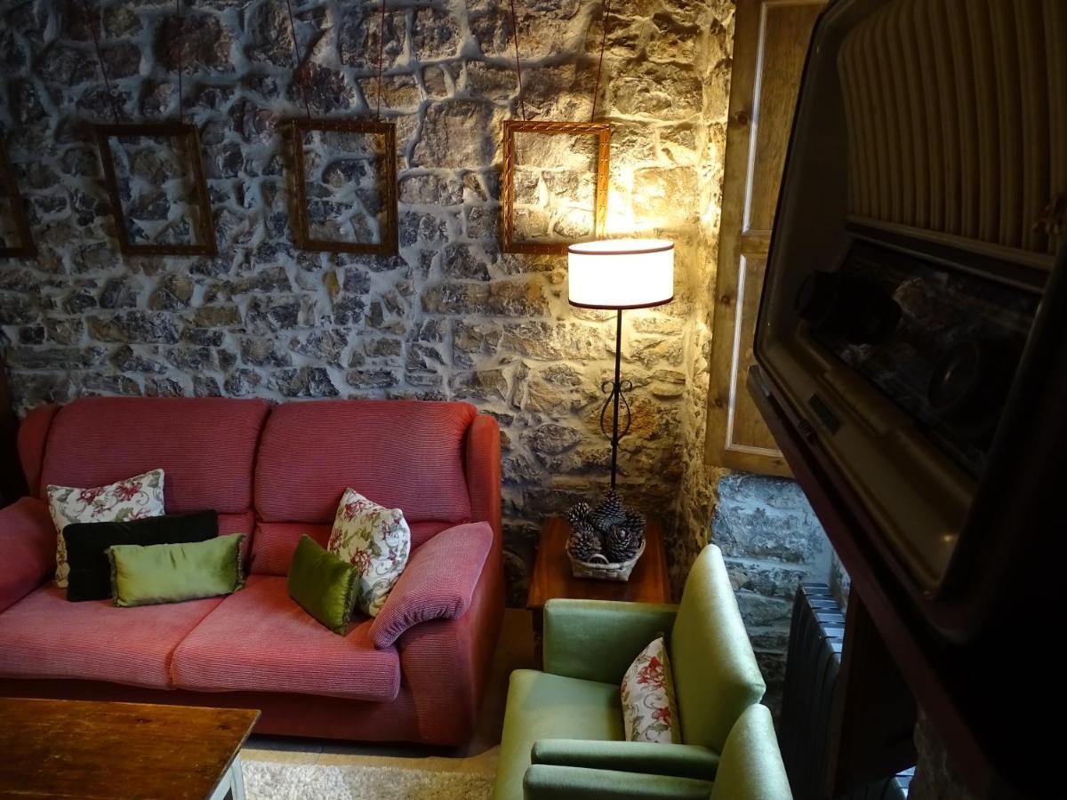 El Colladin Konuk evi Llerices Dış mekan fotoğraf