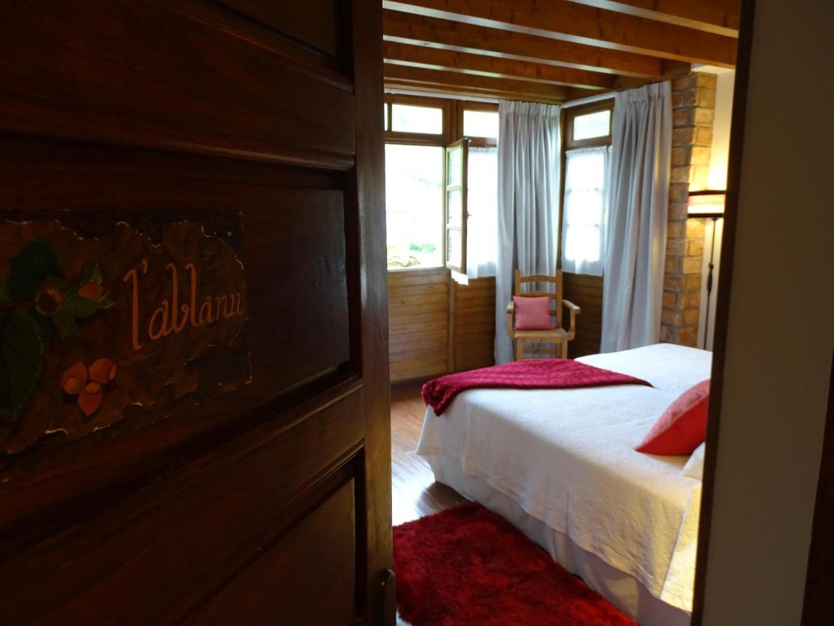 El Colladin Konuk evi Llerices Dış mekan fotoğraf