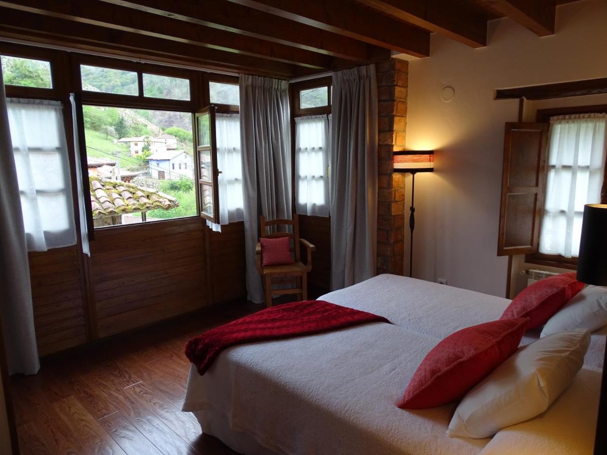 El Colladin Konuk evi Llerices Dış mekan fotoğraf