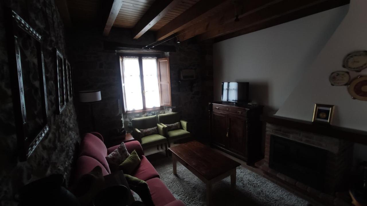 El Colladin Konuk evi Llerices Dış mekan fotoğraf