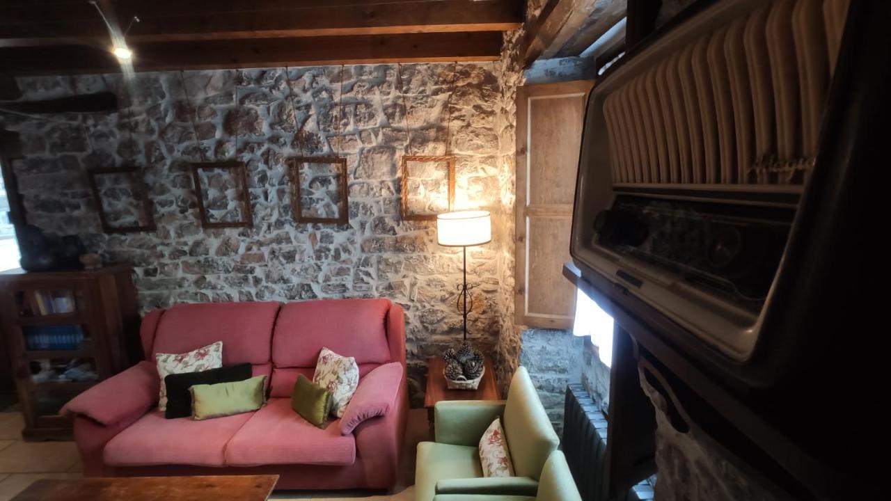 El Colladin Konuk evi Llerices Dış mekan fotoğraf