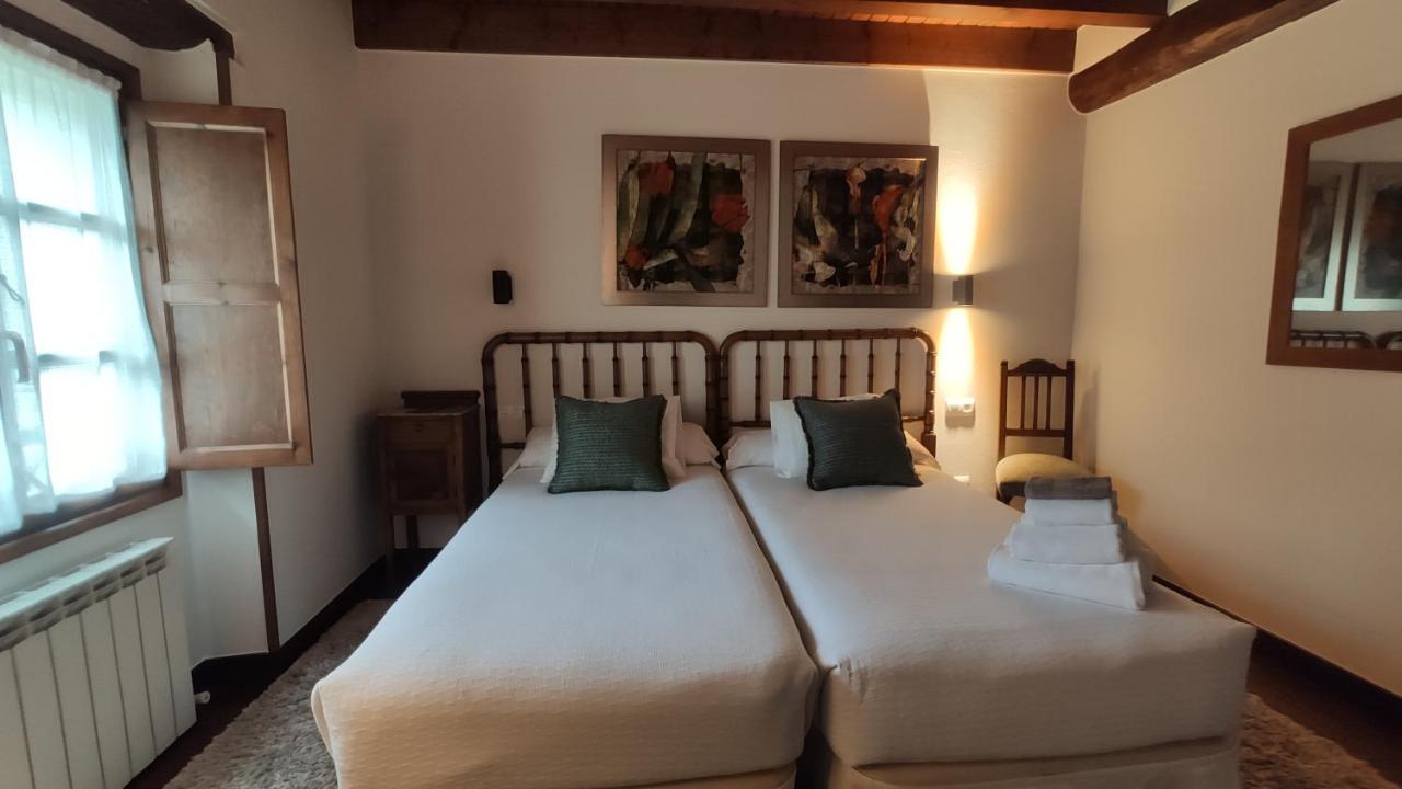 El Colladin Konuk evi Llerices Dış mekan fotoğraf