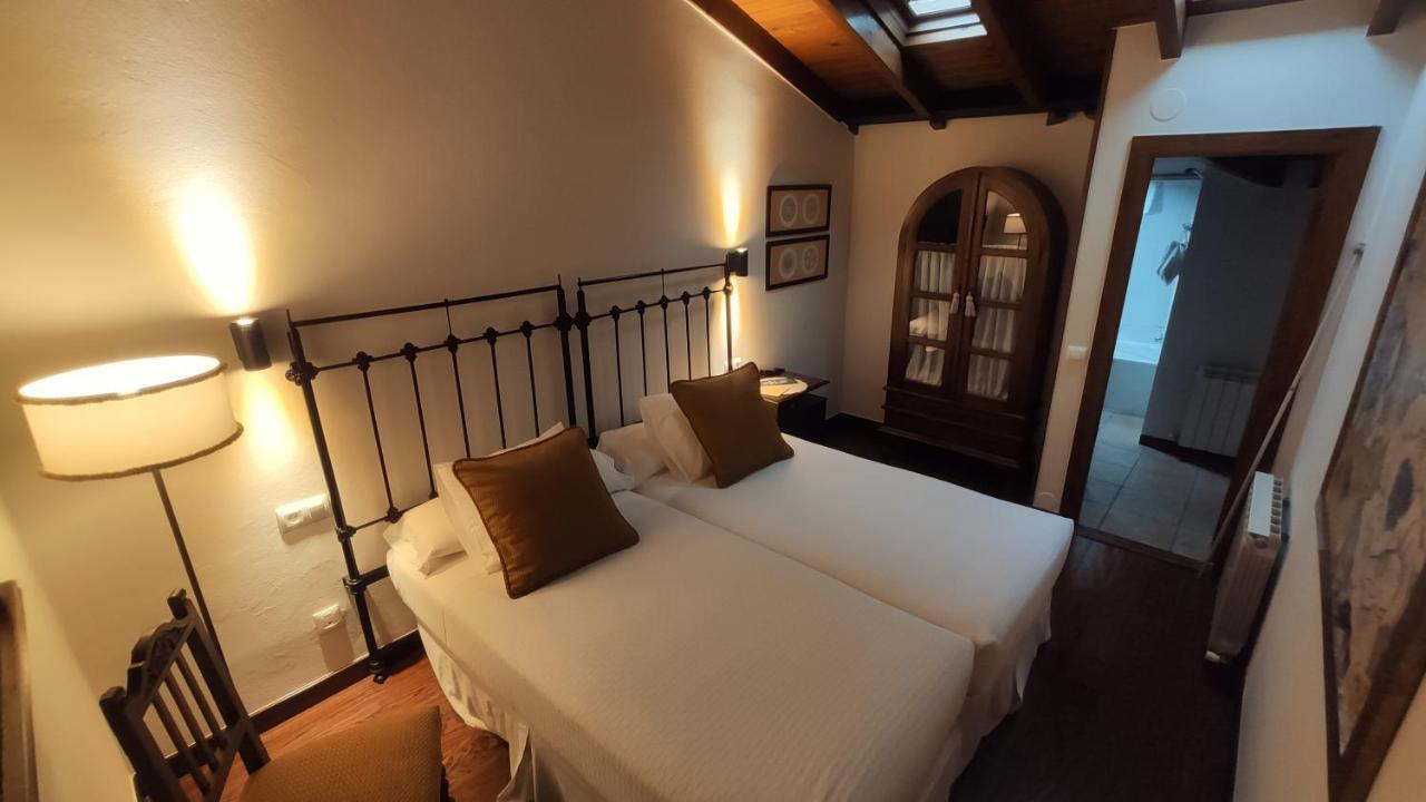 El Colladin Konuk evi Llerices Dış mekan fotoğraf