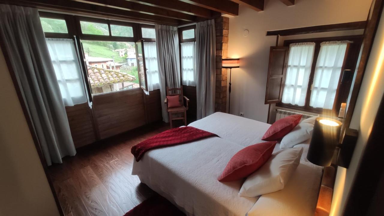 El Colladin Konuk evi Llerices Dış mekan fotoğraf